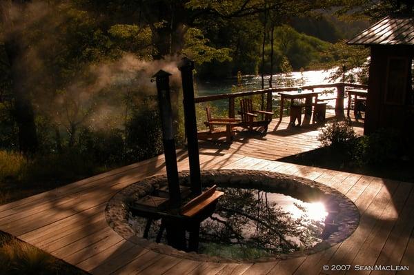 Hot tub next to the Sunset Bar on the Futaleufu