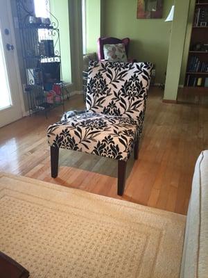 Found this accent chair for only $40! Like new. Love it!