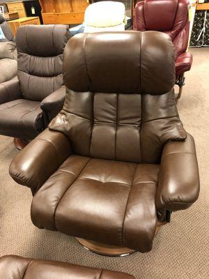 Benchmaster swivel chair