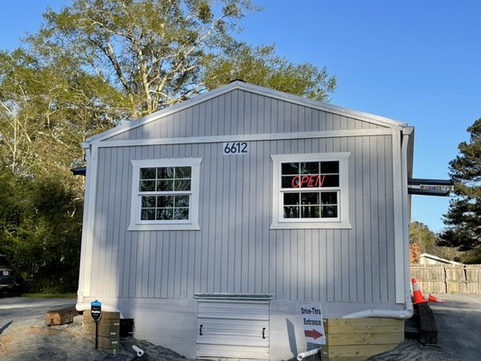 Drive-thru gourmet coffee shop!