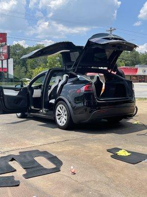 Tesla owners' favorite place to clean their machines.