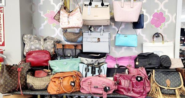 LV, Coach, Michael Kors and other handbags from Italy