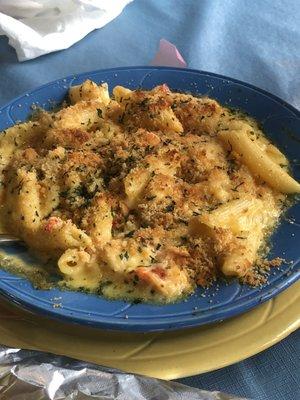 Lobster Mac and Cheese Dinner