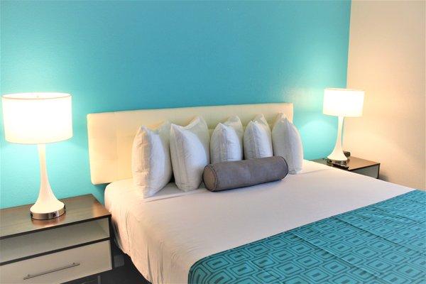 King Studio Suite Room With Living Room, Bed Room and  Free WiFi, Free Continental Breakfast, sofa 2 LED TV, Coffee Maker, Mi...