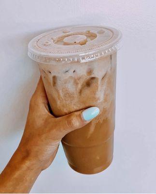 Iced protein latte with fat reduction shot