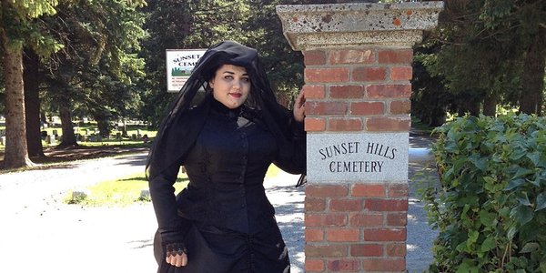 Join us for a historic walking tour of Sunset Hills Cemetery!