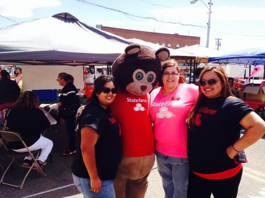 Your local "Good Neighbear" making the rounds at Cinco de Mayo