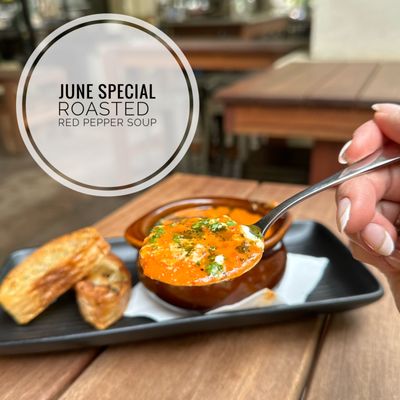 Enjoy monthly food specials | Seasonal & from scratch