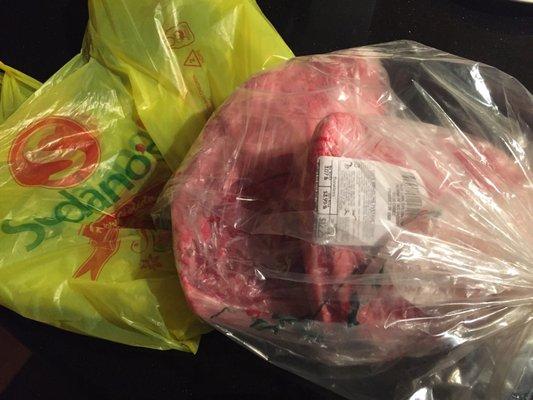 The deli guy packaged my 3 lb slabs of picanha in a produce bag. Ridiculous!