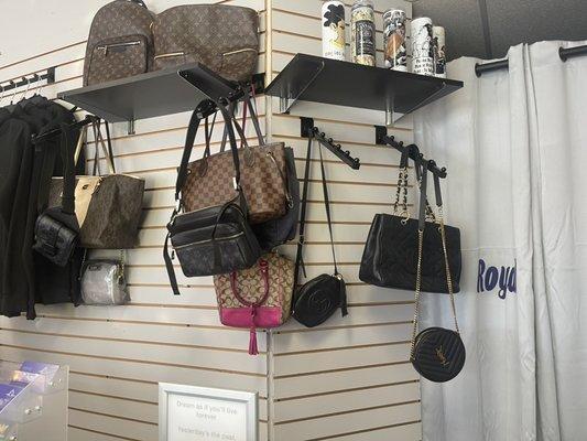 Pre owned handbags