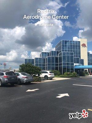 Rectrix Aerodrome Center