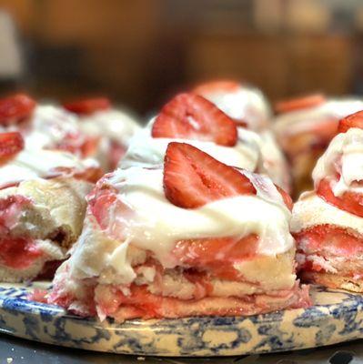 Homemade Strawberry Cinnamon Rolls