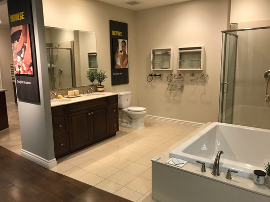 KB homes fixtures for Bathroom choices in Valencia CA