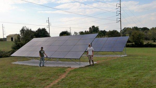 Ground mount array