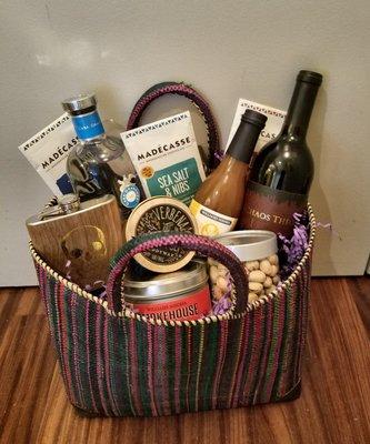 Help your host kick it up a notch with a "Memorial Day Moxie" gift basket