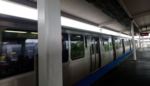 Outbound Train at Halsted /Orange Line