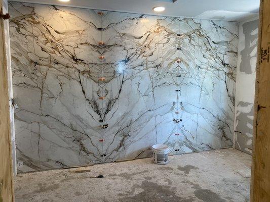 Bathroom with porcelain slabs 5' x 10'