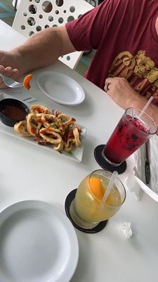 Thai Calamari, Blueberry Lemonade, and a Mango Mojito!  Yum!!