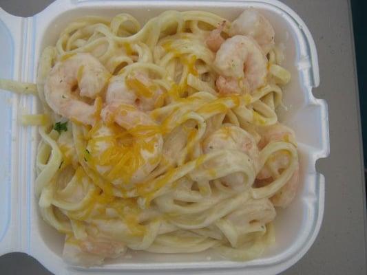 shrimp linguini alfredo...yum!