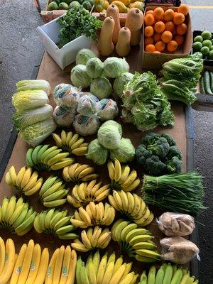 Fresh bananas & greens!