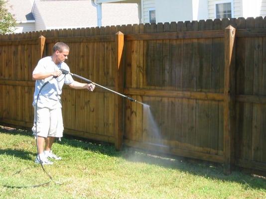 Window Gang Fence Cleaning