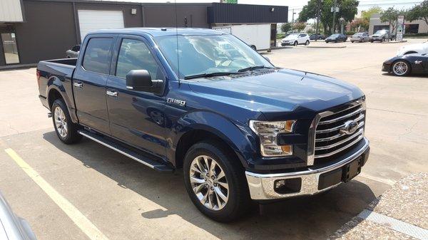 Ford F150 Navy with Chrome Package