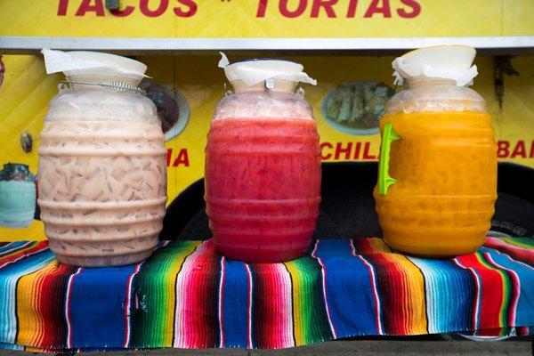 Aguas Frescas Todos los dias Horchata, jamaica y piña