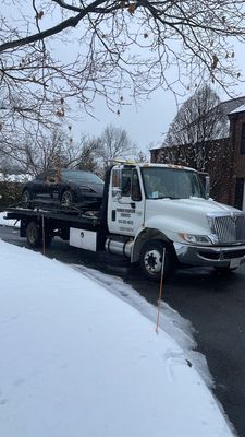 Towing an electric Porsche