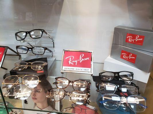 So many Ray Bans.