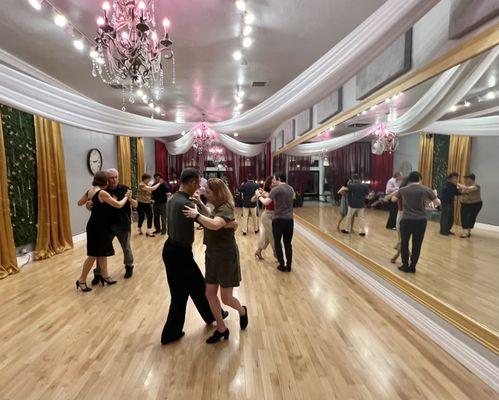 Beginner tango lessons in Torrance