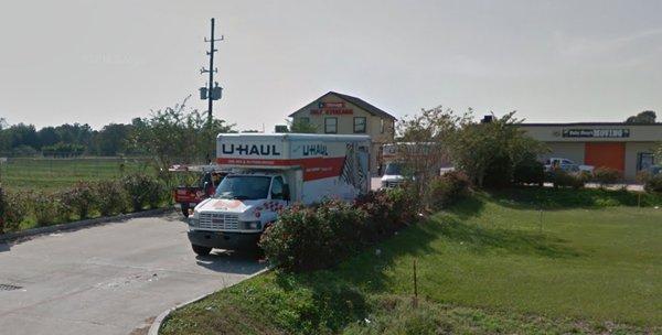 U-Haul Neighborhood Dealer