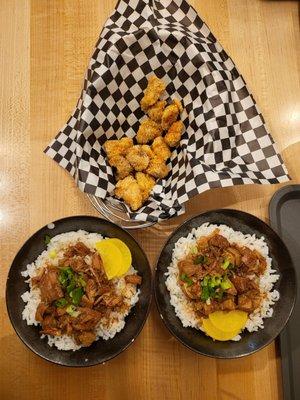 Popcorn chicken and braised pork over rice - IG @bougiefoodieboi