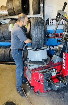 Eagle Eye Tires & Wheels