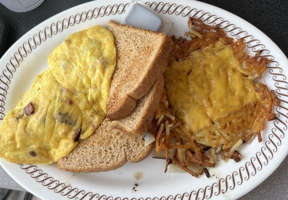 Omelet, wheat toast, hash browns