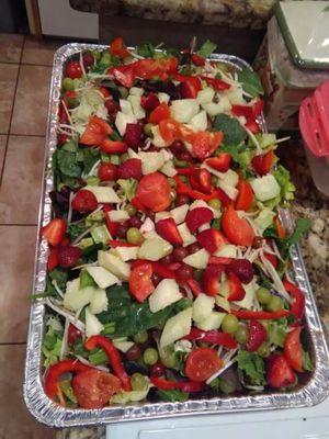 7 LEAF SALAD WITH STRAWBERRIES GRAPES AND MORE