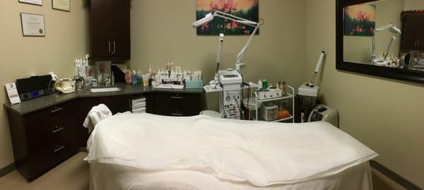 The waxing room!