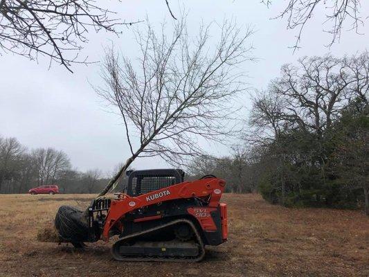 Richland Chambers Landscaping & Irrigation in Streetman Texas provides landscape and irrigation services on Richland Chambers...