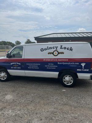 Quincy Lock mobile service