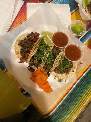 Rico's Tacos El Primo