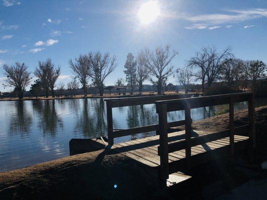 Mojave narrows lake.  Lots of picnic tables and benches. People fishing also