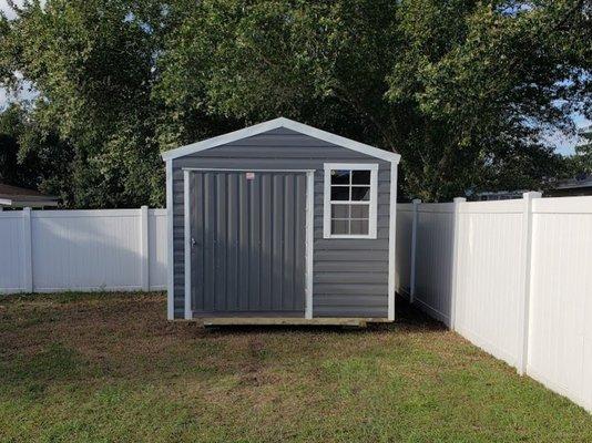 Americana shed with weather tight door