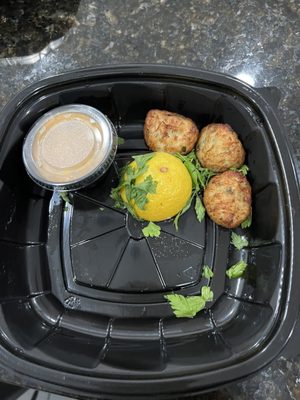 Crab Cakes.  No Crab Bites.  Smaller than the lemon wedge.