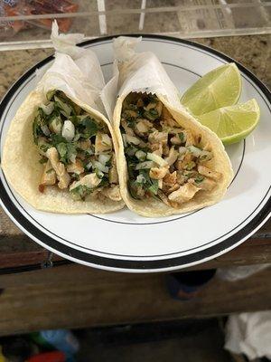 Chicken tacos with cilantro & onions