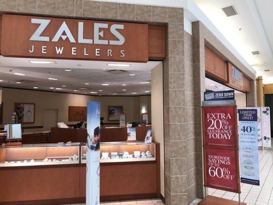 Bay City Town Center (interior) Zales Jewelers