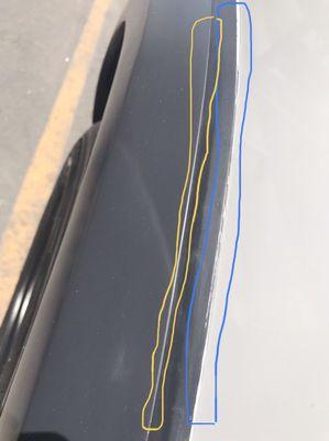 They did not want to remove the plastic trim moldings . I remove it and only took less than a minute . (Greed frank )