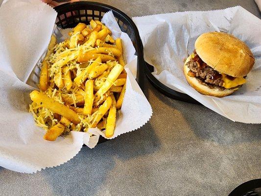 Dellroy Drive-In Restaurant