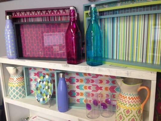 Lots of bright colored trays and accessories! Fun for summer or to brighten up your home any day of the year!