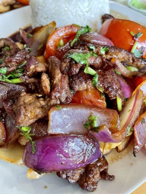 Lomo Saltado