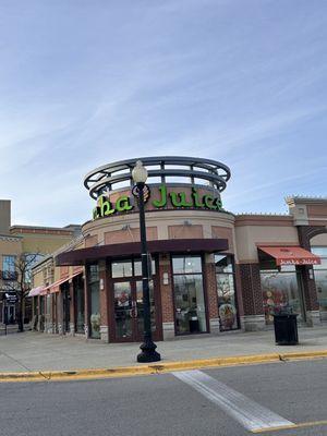 Restaurant's main entrance.