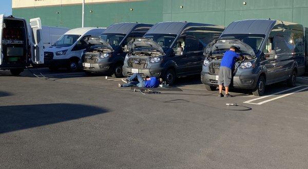 Our mobile oil change crew in Anaheim. We also serve Yorba Linda, Garden Grove, Tustin, Santa Ana, Tustin, Irvine, and Newport Beach.